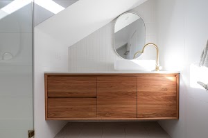 bathroom-2023-11-27-04-59-46-utc.jpg
