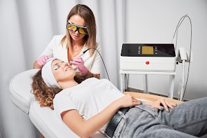 modern-hardware-cosmetology-laser-removal-of-smal-2023-11-27-05-31-22-utc.jpg