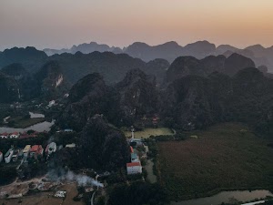 8337345374852232_dji_fly_20241218_165856_101_1734516058871_p.jpg