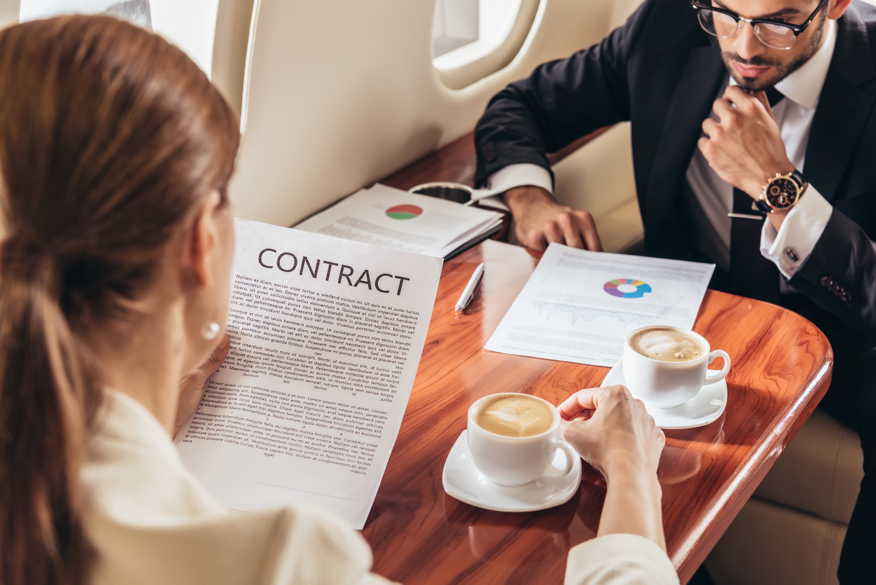 selective-focus-of-businessman-looking-at-document-2024-11-10-14-27-00-utc.jpg