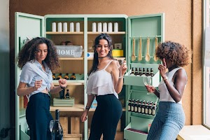 three-multiracial-women-drinking-and-dancing-in-mo-2024-10-16-13-25-13-utc.jpg