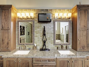 bathroom-counter-with-vanity-lighting-2025-04-04-08-27-19-utc.jpg