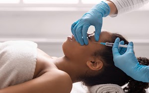 african-american-woman-getting-eye-filling-injecti-2025-03-18-17-15-21-utc.jpg