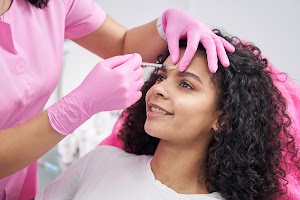cosmetologist-performs-procedure-for-eliminating-f-2024-10-20-16-25-20-utc.jpeg
