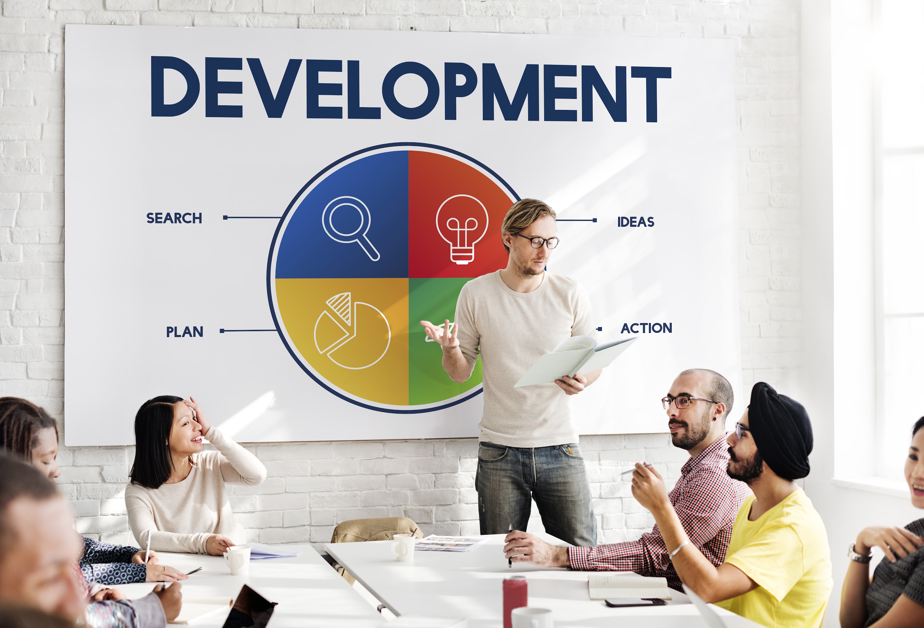 business-startup-entrepreneur-strategy-target-conc-2025-02-10-11-54-51-utc.jpg
