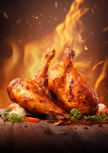 um-close-de-uma-deliciosa-refeicao-de-frango.jpg