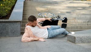 alone-disabled-man-fell-out-of-a-wheelchair-2024-11-29-03-38-17-utc.jpg