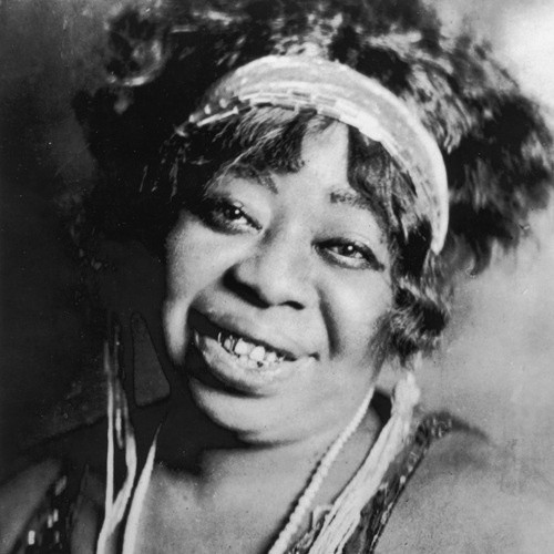 Ma Rainey, one of the first singers of the blues