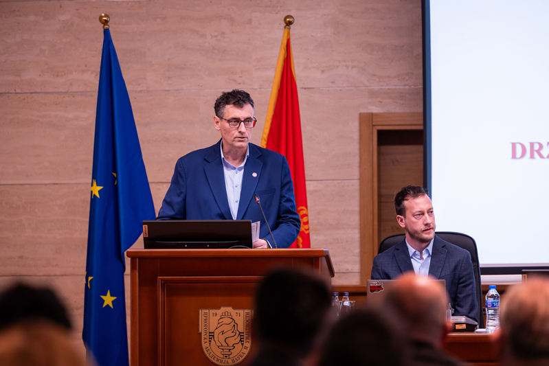 Akademik Igor Đurović, Crnogorska akademija nauka i umjetnosti;