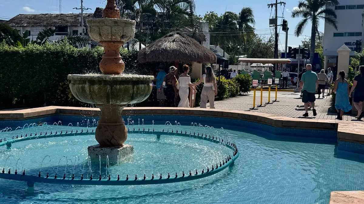 Tiered fountain plaza at the Cozumel cruise port near the beach club taxi stands