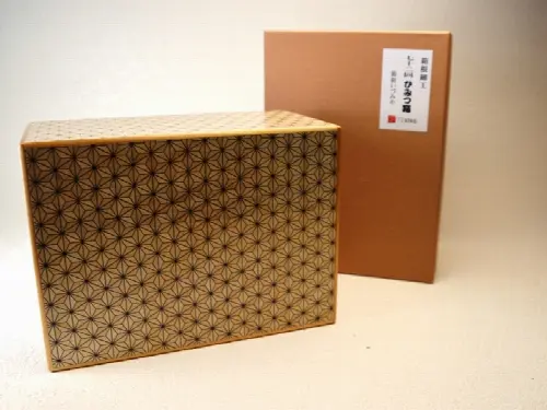 7 Sun 72 +1 Step Shiroasa Japanese Puzzle Box - Image 1