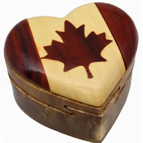 Canada Heart - 3D Puzzle Box - Image 1