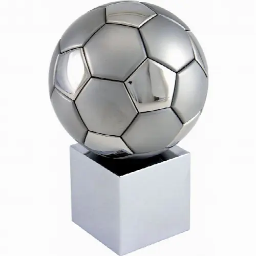 Magnetic Soccer Puzzle - Image 1