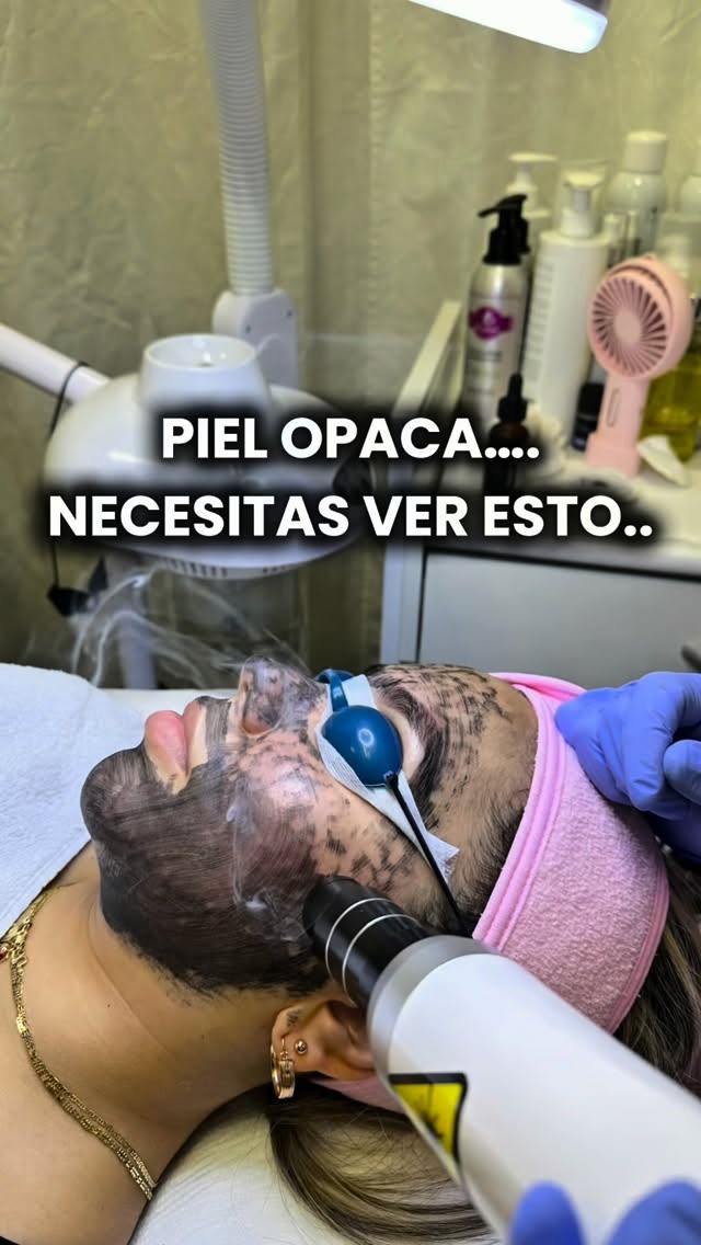 Cristina's Beauty Spa Instagram: Piel opaca, poros visibles o textura irregular…

El Hollywood Peel es uno de los tratamientos más bu…