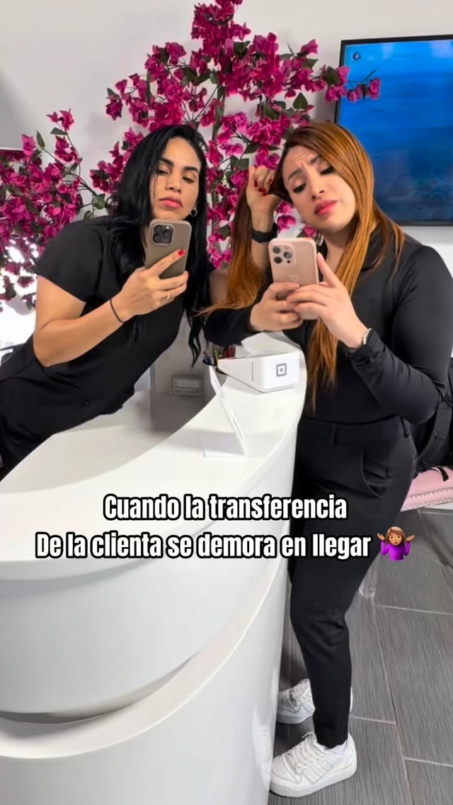 Cristina's Beauty Spa Instagram: ✨ Aquí todo es amor…
pero la transferencia manda 😌💸

👉 “Confirmado o no te suelto” 😂

#HumorSpa…