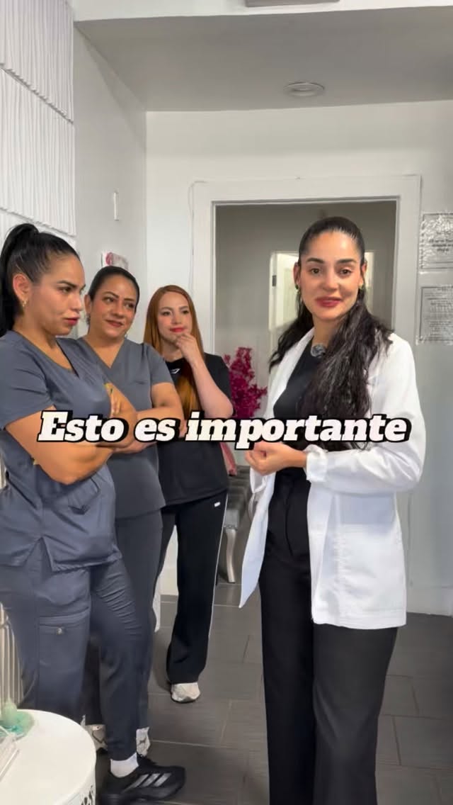 Cristina's Beauty Spa Instagram: Clienta: “Quiero resultados espectaculares” 😍✨

También la clienta:
❌ No quiere el post operatorio…