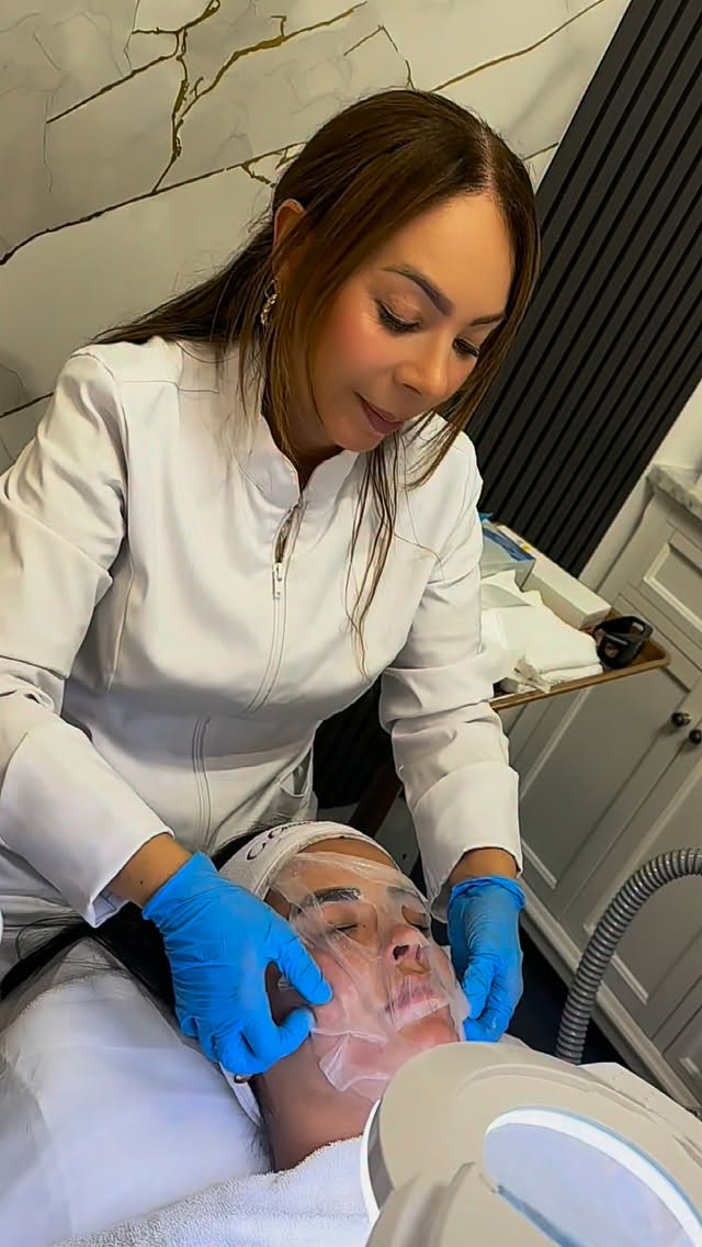 Cristina's Beauty Spa Instagram: ✨ Gracias a Dios por el don que puso en mis manos, 
por permitirme cuidar, transformar y hacer senti…