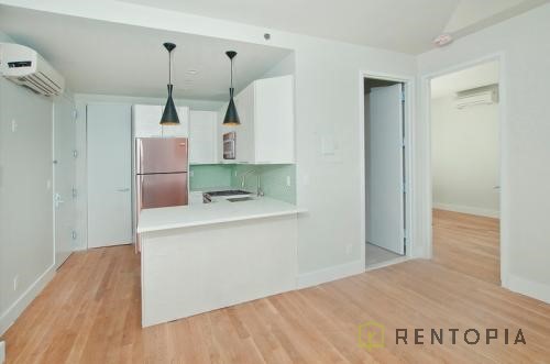 1433 Dekalb Avenue — Unit interiors