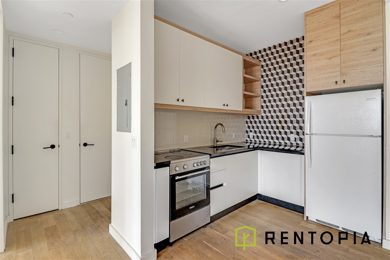 1875 Atlantic Avenue — Unit interiors