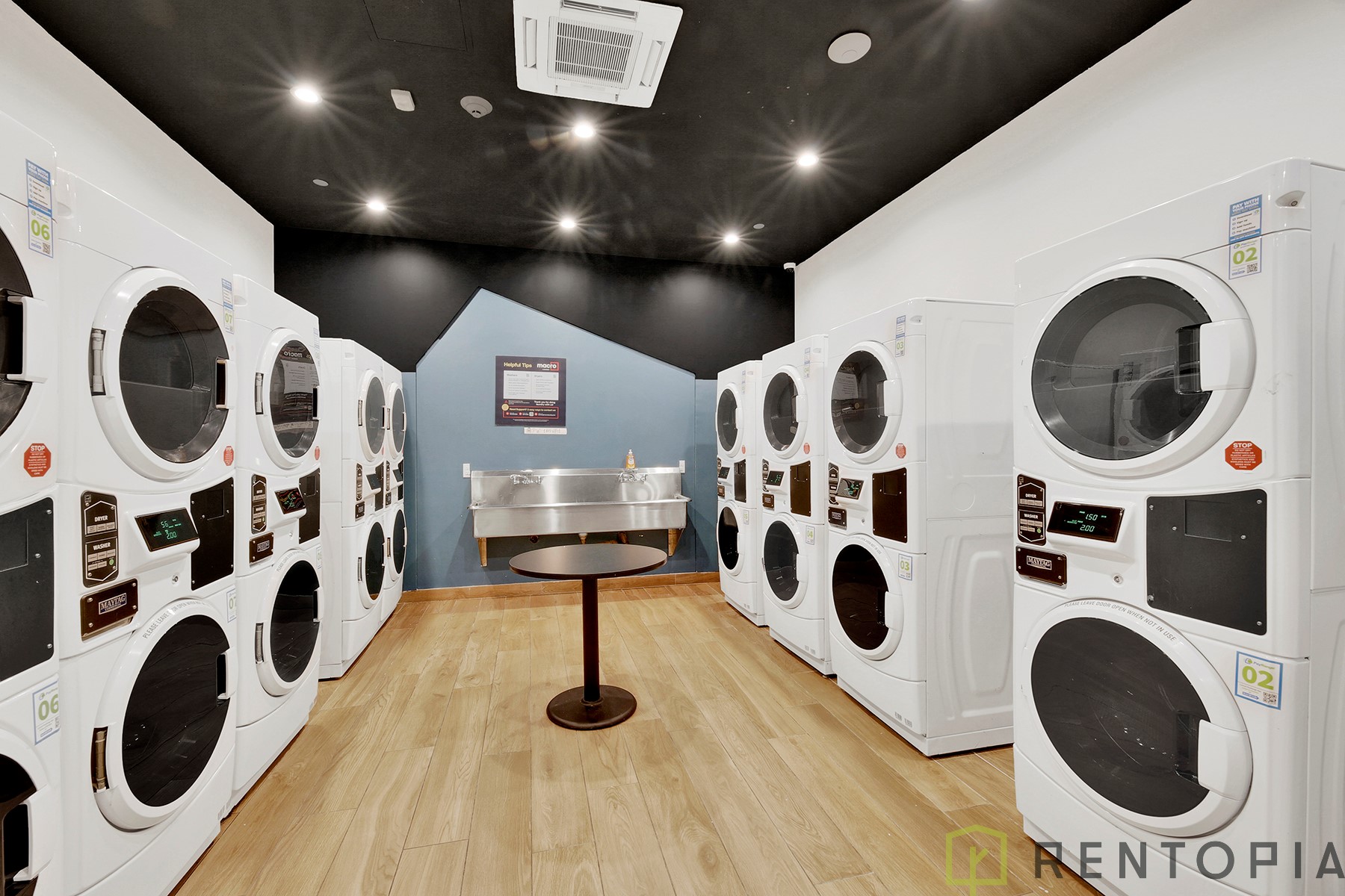 1875 Atlantic Avenue — Amenities
