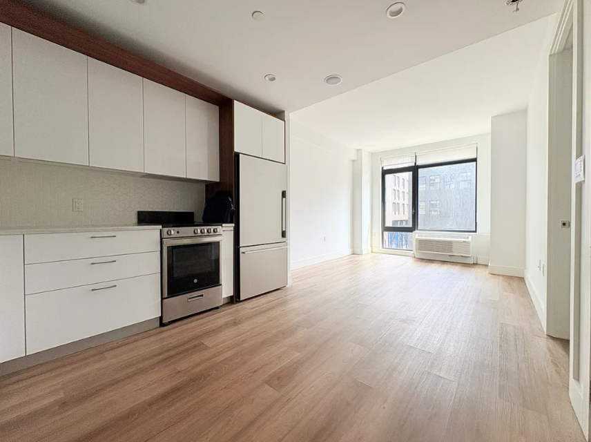 228 East 135 Street photo 5
