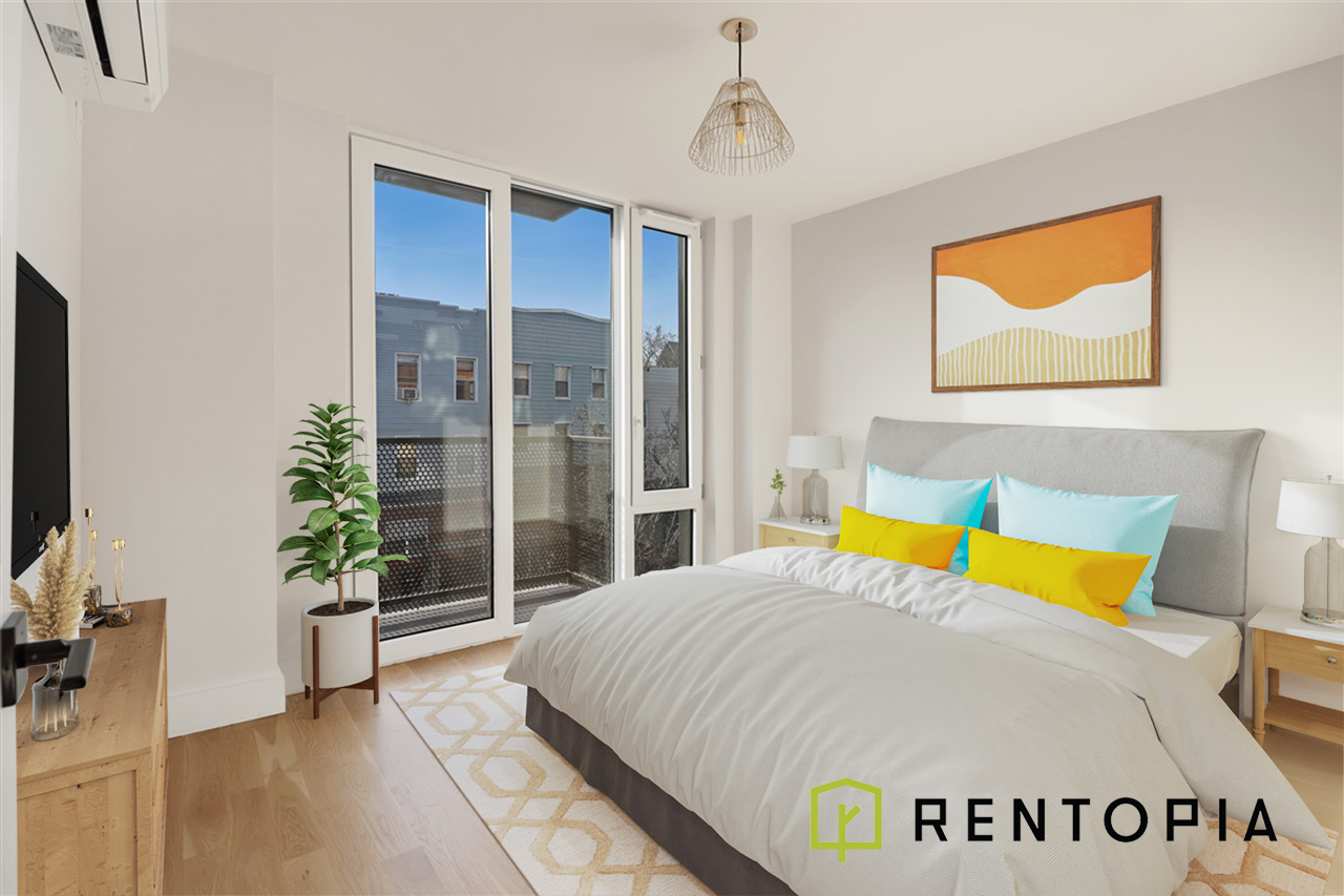 322 Graham Avenue — Unit interiors