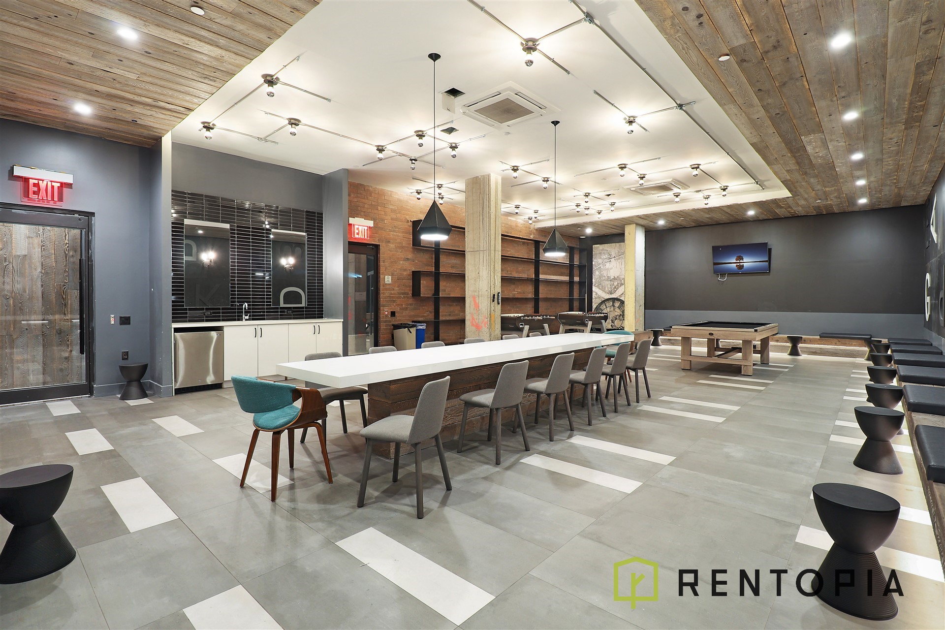 340 Evergreen Avenue — Amenities