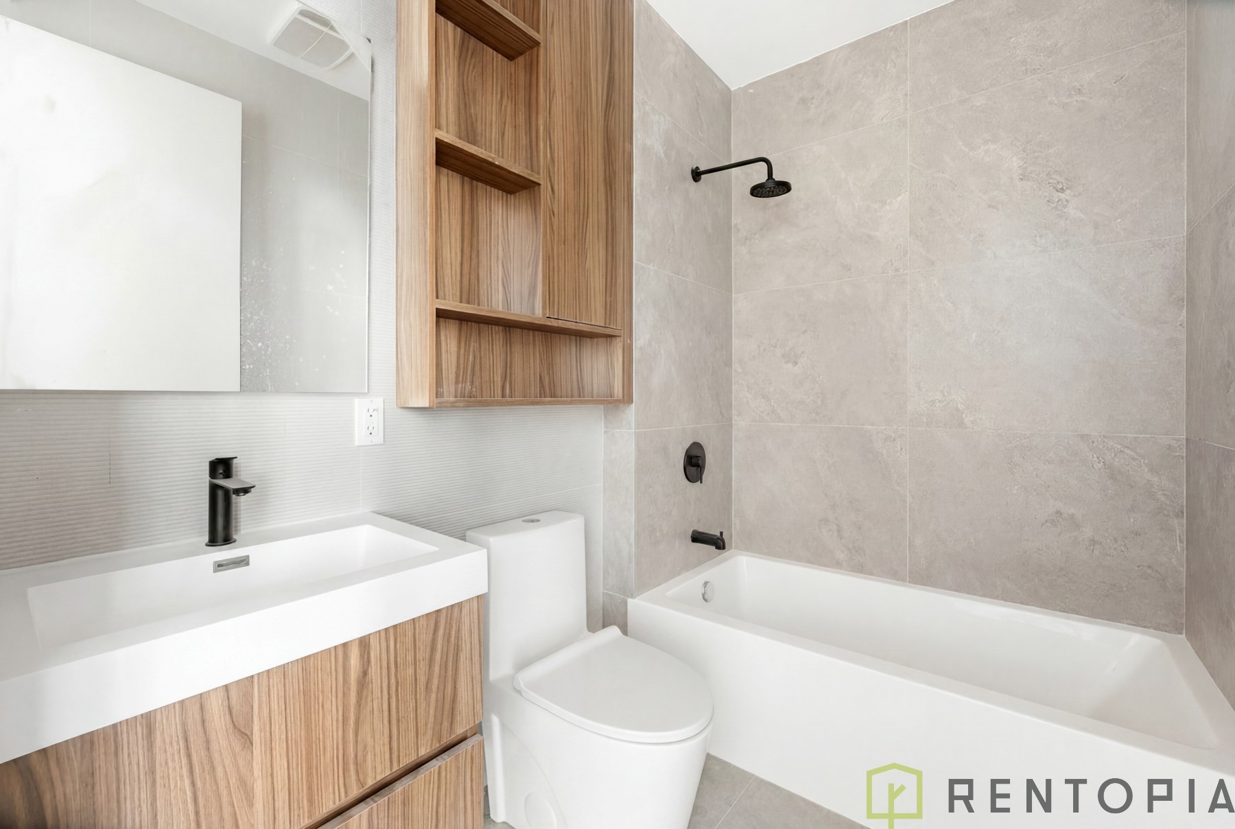 433 Sackett Street — Unit interiors