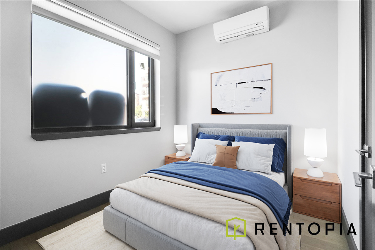 475 Grand Street — Unit interiors
