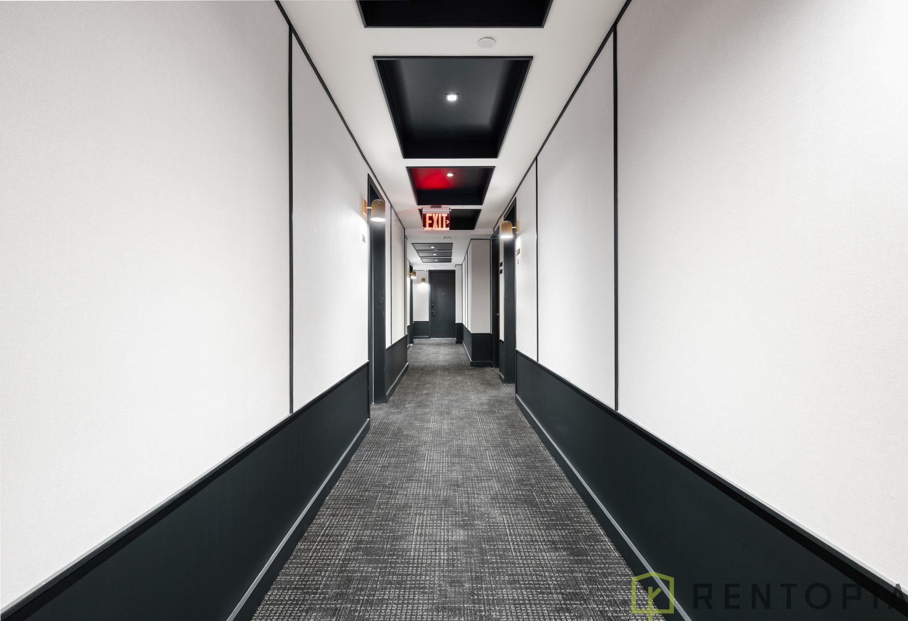 527 Grand Avenue — Amenities
