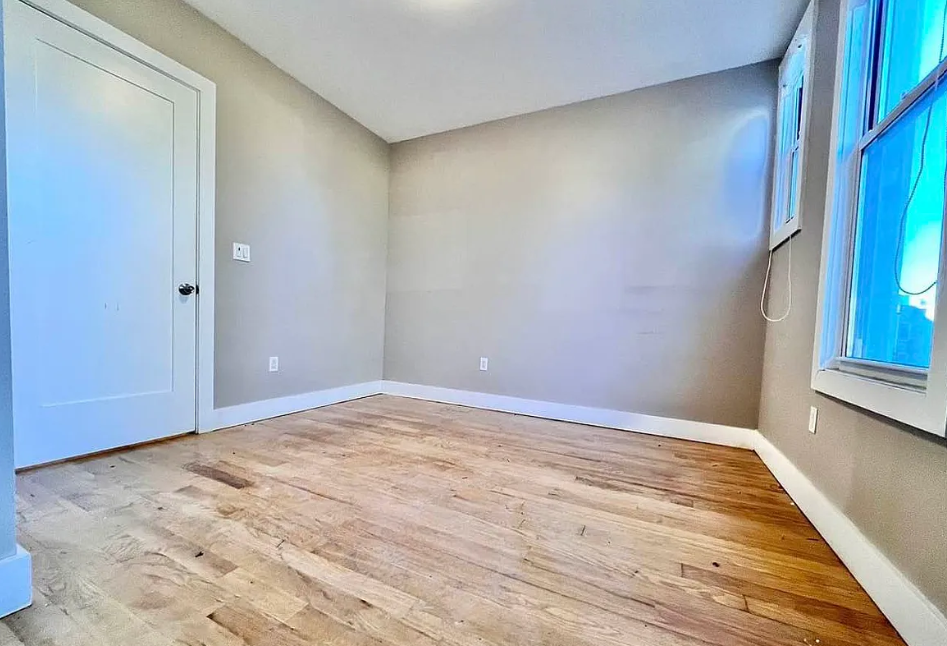 60-16 54 Place photo 11