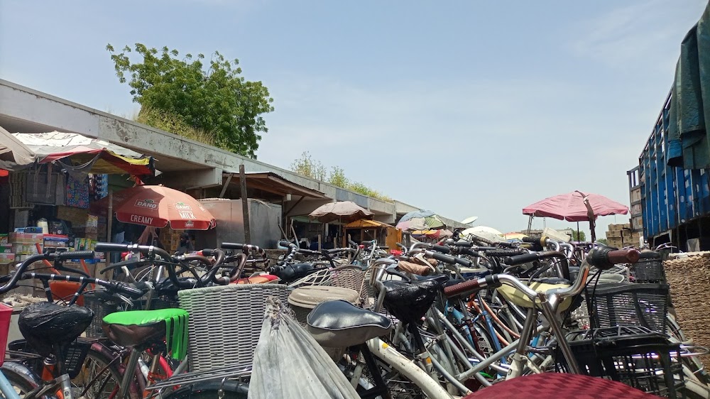 Market photo 2