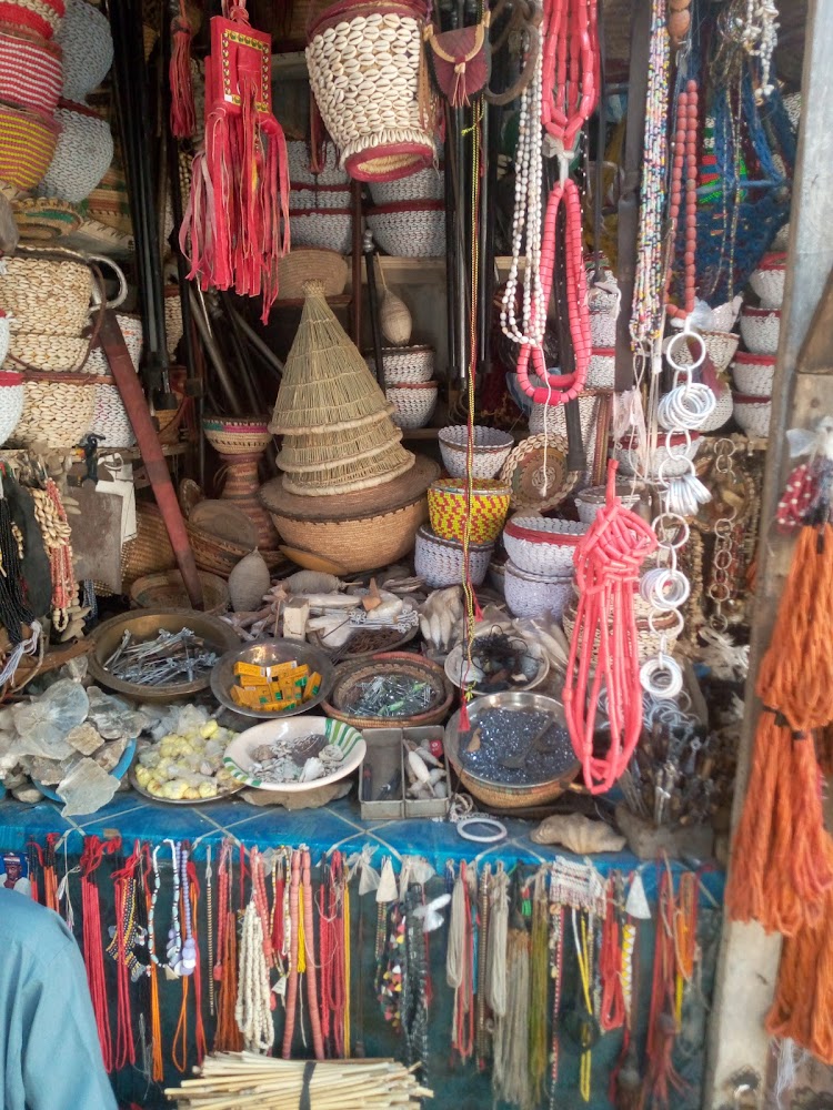 Market photo 3