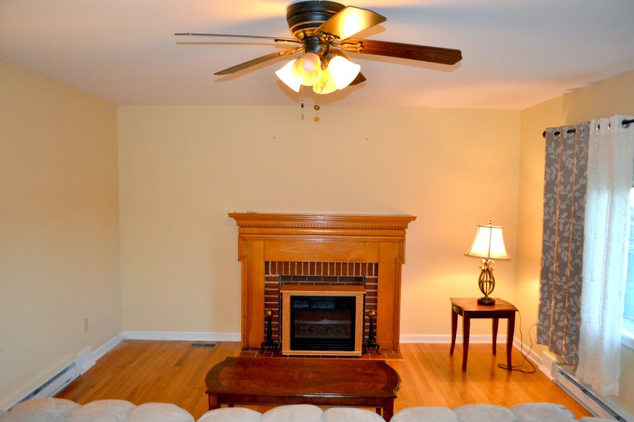 Sward-TinsleyLn-DSC_0245