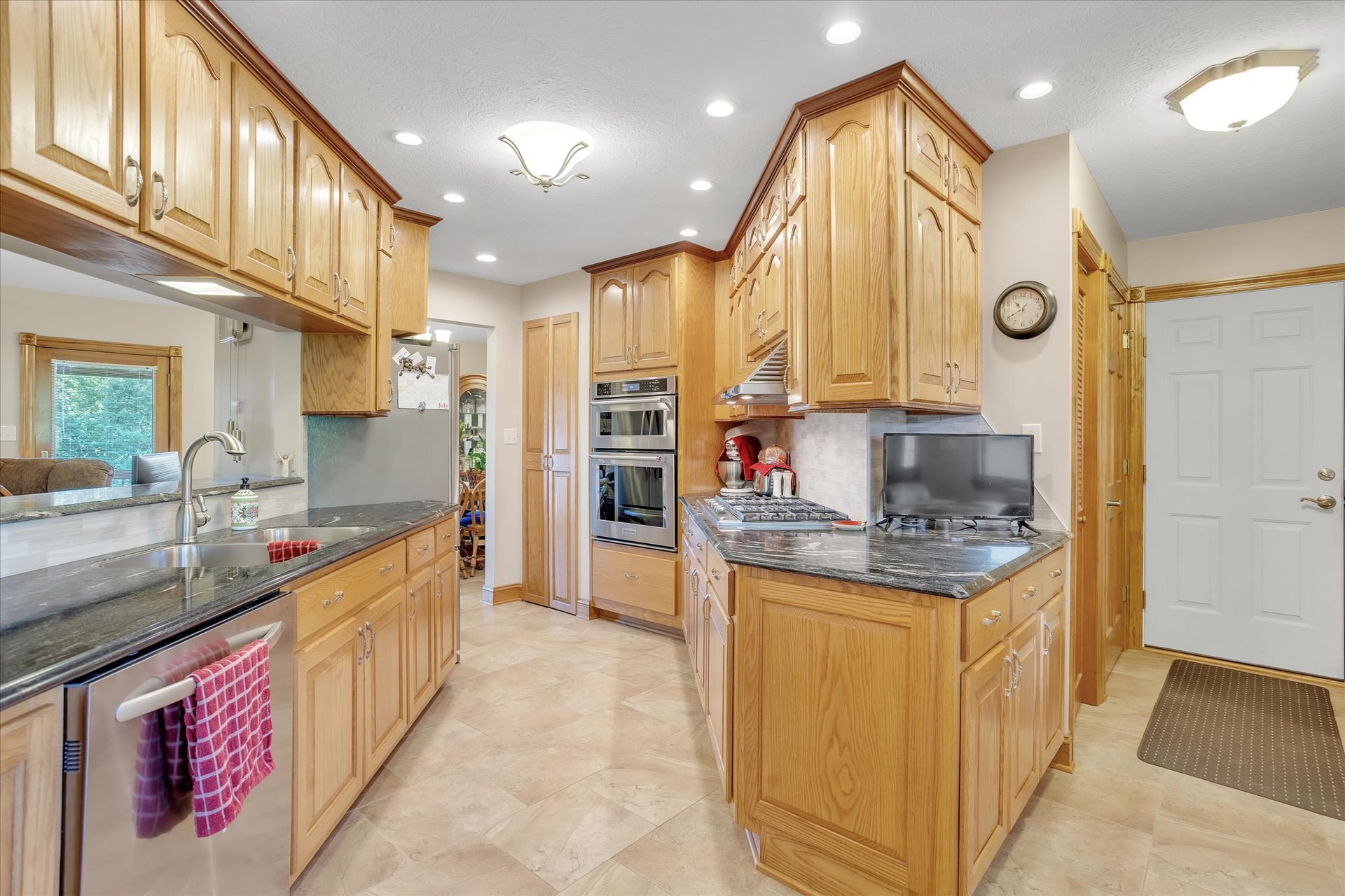 08-2305 Skyview Trail_08