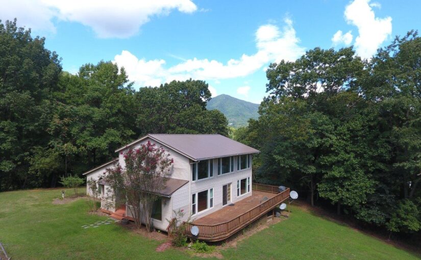 SOLD – For Sale: Spacious 3 Bedroom, 2 Bath Contemporary Home