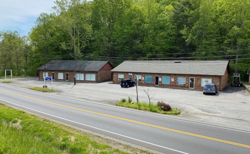 SOLD – For Sale: Retail / Office & Warehouse