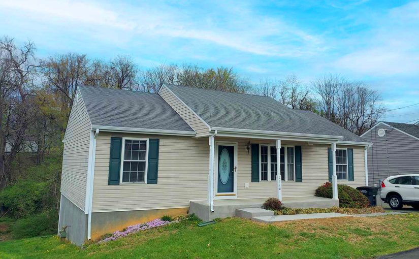SOLD – For Sale: 3 Bedroom, 2 Bath Ranch Home Located in Heart of Vinton, VA