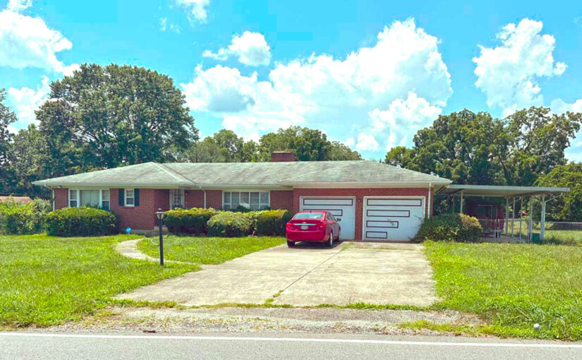 SOLD – For Sale: 3 Bedroom; 2.5 Bath;  2,079± SF Brick Ranch