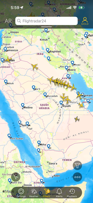 Flightradar24 screen shot showing about a dozen USAF tanker planes flying between Tel Aviv and the Persian Gulf