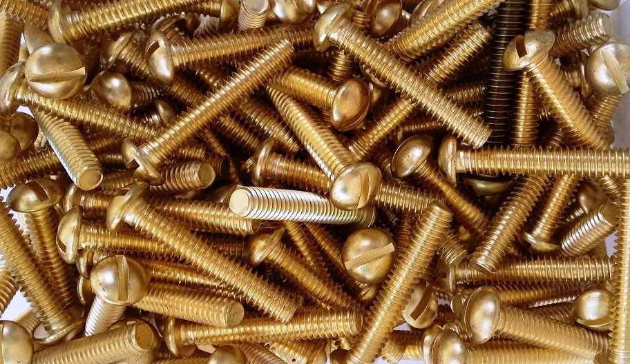 High-Quality Golden Brown  Brass Screws for Electrical Lighting Accessories and Home Installations.