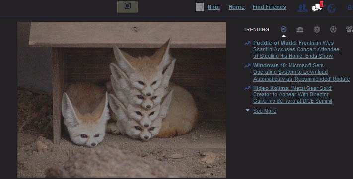 Facebook in Night Mode to prevent eye strain