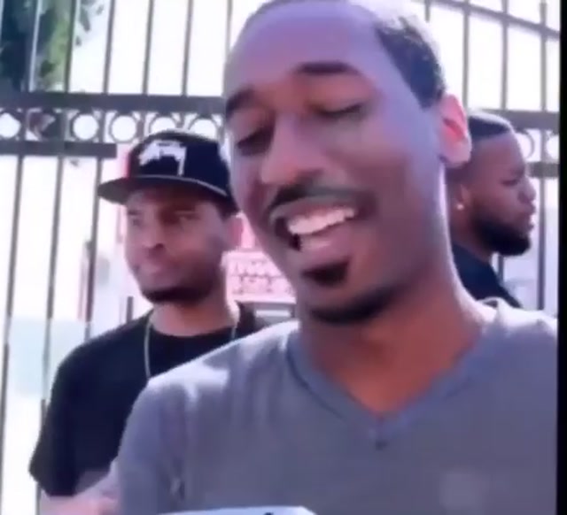 AYO COME LOOK AT THIS meme template variant 1