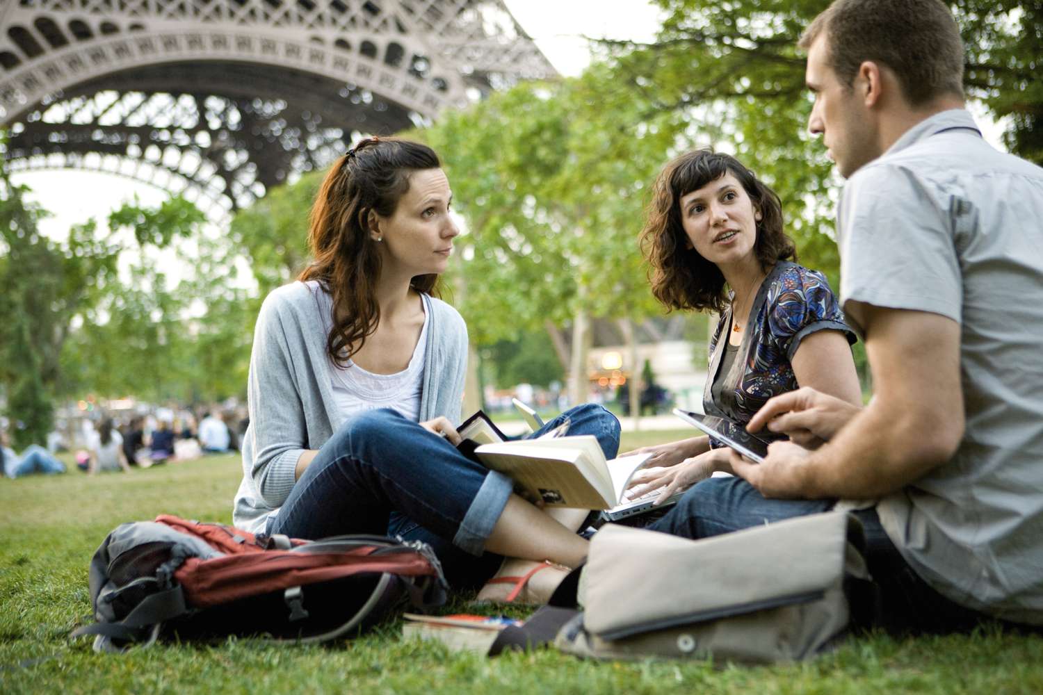 French for Travelers: Essential Phrases, Pronunciation & Café Ordering