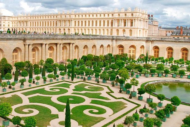 Complete Day Trips from Paris: Versailles, Monet Gardens, Champagne & More
