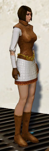 Melany-saber-right-2