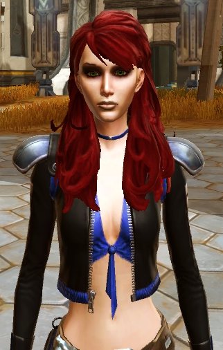 Cailinn-Fashion-Close-Up