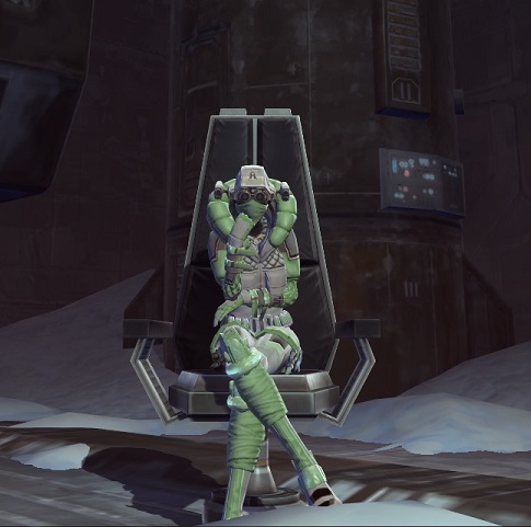 BH-hoth-set-6-Sitting-in-chair