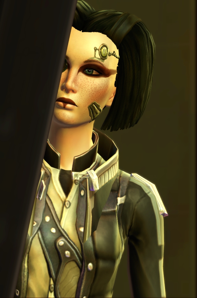 Isken-plays-hide-and-seek