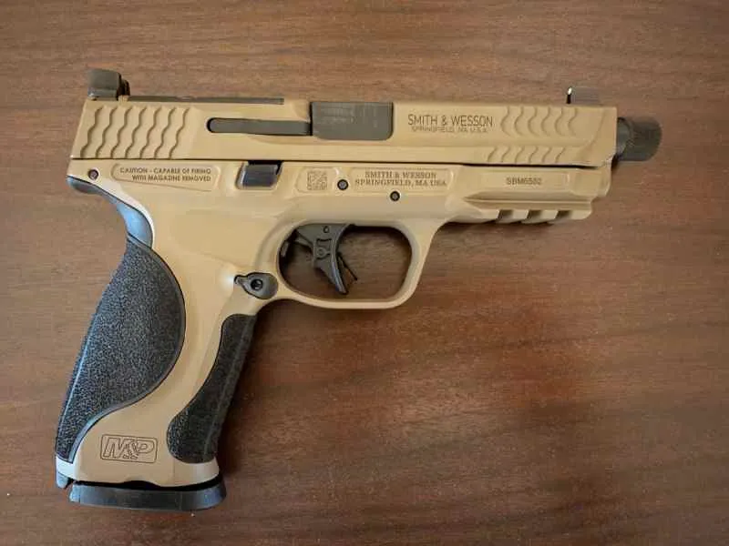 Smith and Wesson M&P 9 2.0 Metal for sale in Austin Texas